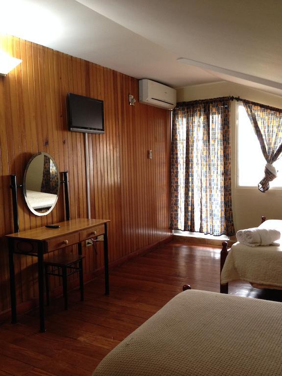Hotel Posada Los Delfines Bocas del Toro Kamer foto